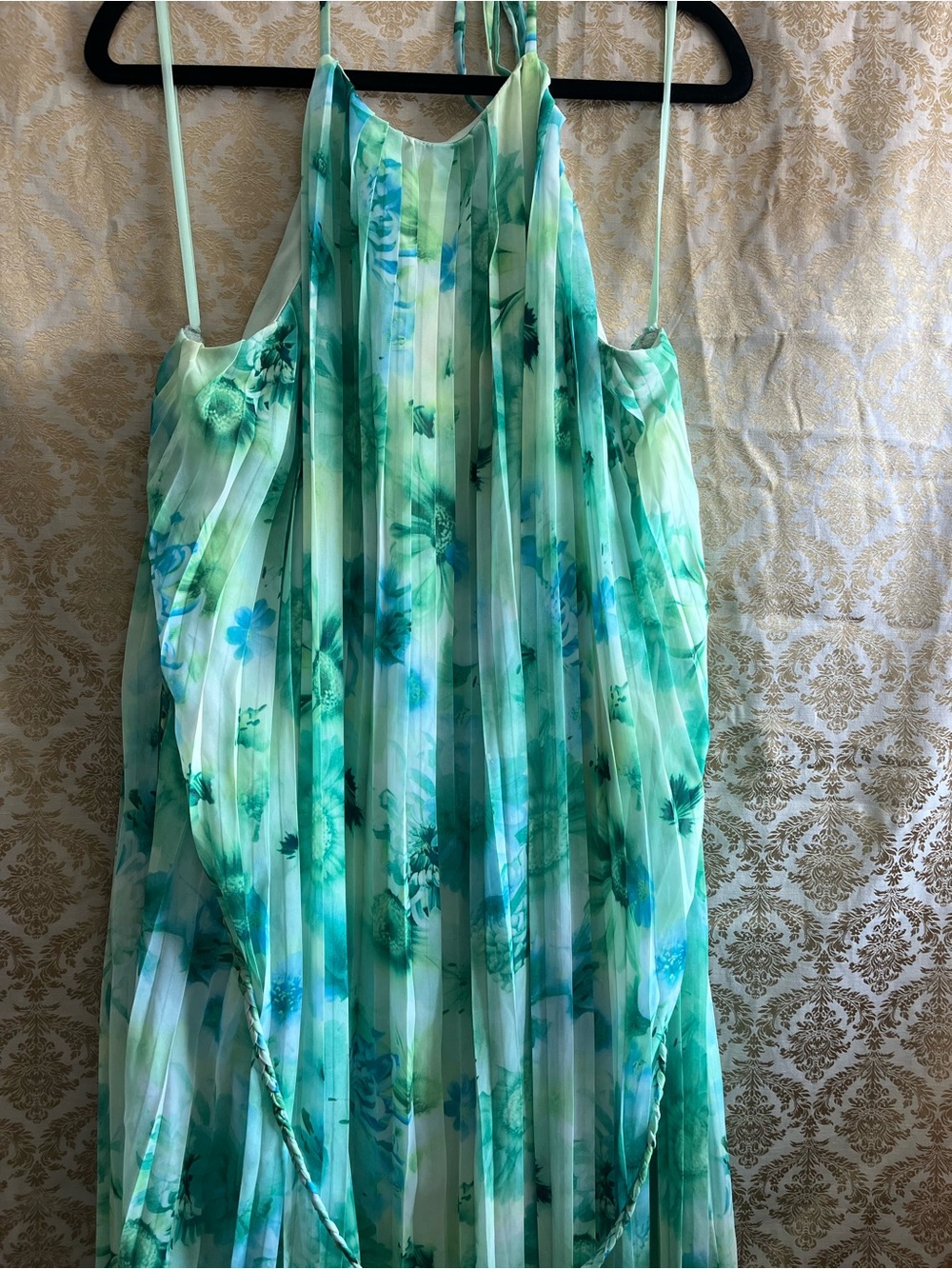 2X Fashion Nova Floral Pleated Halter Maxi Dress